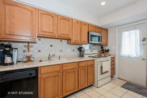 945 W Firestone Dr, Hoffman Estates, IL 60192 photo 6