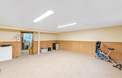 126 E Highland Ave, Mount Prospect, IL 60056 photo 15