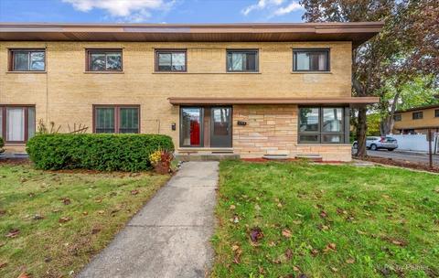 126 E Highland Ave, Mount Prospect, IL 60056 photo 2