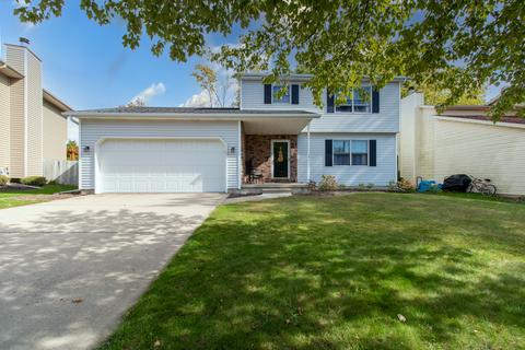 23 Boardwalk Cir, Bloomington, IL 61701 photo 1