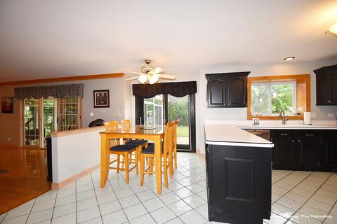 222 John Dr, Bartlett, IL 60103 photo 10