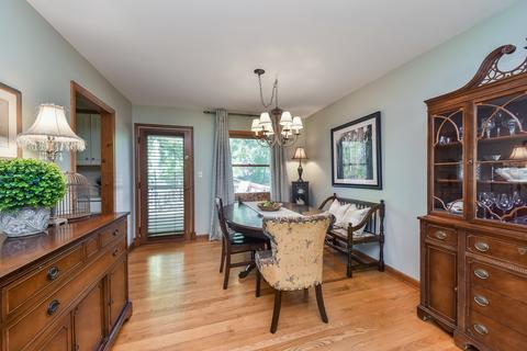 302 Vernon Ave, Wheaton, IL 60187 photo 4