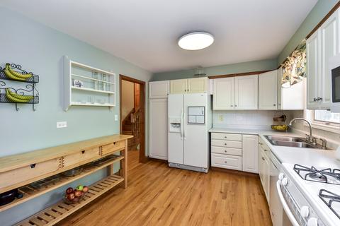 302 Vernon Ave, Wheaton, IL 60187 photo 6