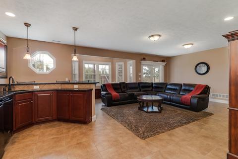 5404 Longfield Rd, Bloomington, IL 61705 photo 36