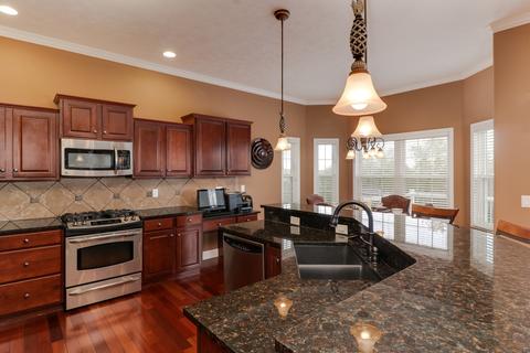 5404 Longfield Rd, Bloomington, IL 61705 photo 8
