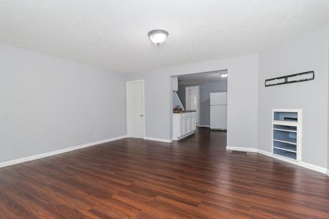 508 12 S Evans St, Bloomington, IL 61701 photo 3