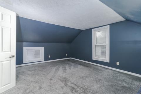 508 12 S Evans St, Bloomington, IL 61701 photo 17