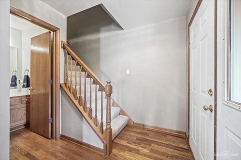 426 E Reader St, Elburn, IL 60119 photo 2