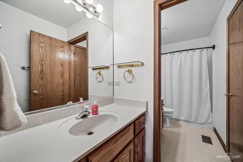 426 E Reader St, Elburn, IL 60119 photo 12