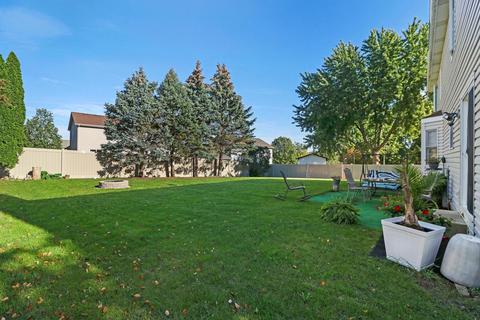 2840 Colonial Dr, Elgin, IL 60124 photo 27