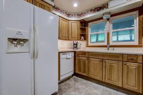 39 W910 Rt 20, Elgin, IL 60124 photo 12