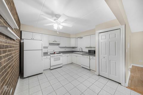138 E Bailey Rd #A, Naperville, IL 60565 photo 5
