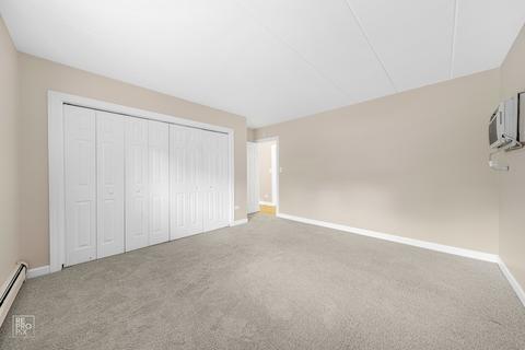 138 E Bailey Rd #A, Naperville, IL 60565 photo 7
