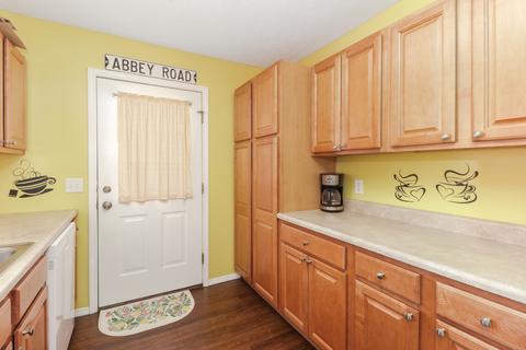 918 Teegan St, Normal, IL 61761 photo 9