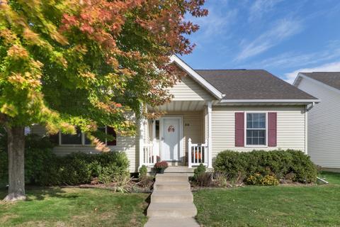 918 Teegan St, Normal, IL 61761 photo 1