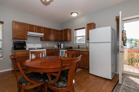 15 Trailside Ct, Bloomington, IL 61701 photo 8