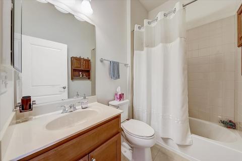 3869 Double Eagle Dr, Elgin, IL 60124 photo 27