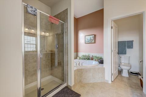 3869 Double Eagle Dr, Elgin, IL 60124 photo 22