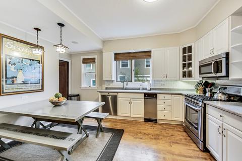 654 Cherry St, Winnetka, IL 60093 photo 9
