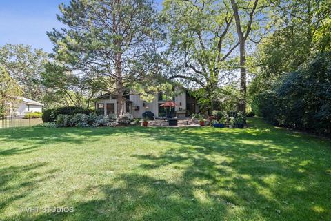 67 Overlook Dr, Golf, IL 60029 photo 1