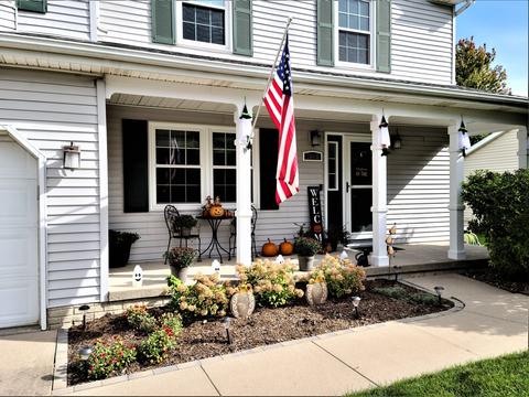 1606 Surrey St, Normal, IL 61761 photo 2