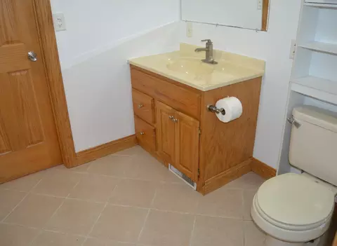 406 Cedar St, Cedar Point, IL 61316 photo 4