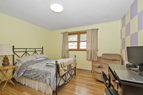 7608 S Oconto Ave, Bridgeview, IL 60455 photo 5