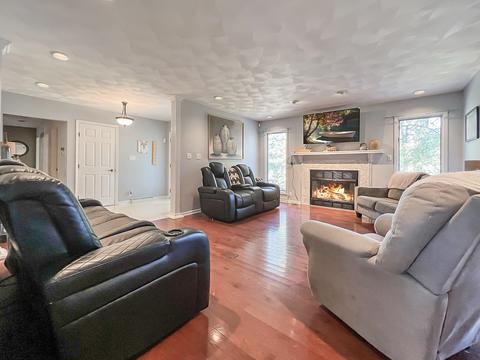 2812 Red Fox Ct, Freeport, IL 61032 photo 5