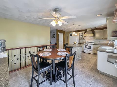 2812 Red Fox Ct, Freeport, IL 61032 photo 15