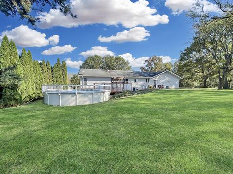 2812 Red Fox Ct, Freeport, IL 61032 photo 43