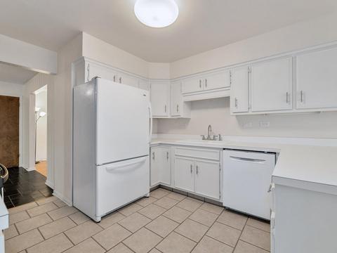 1702 Dickinson Dr, Wheaton, IL 60189 photo 9