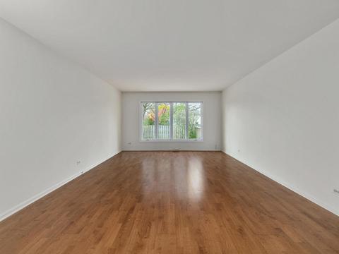 1702 Dickinson Dr, Wheaton, IL 60189 photo 4
