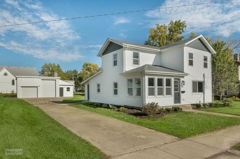 209 E North St, Plano, IL 60545 photo 2