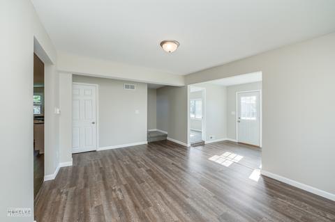 209 E North St, Plano, IL 60545 photo 12
