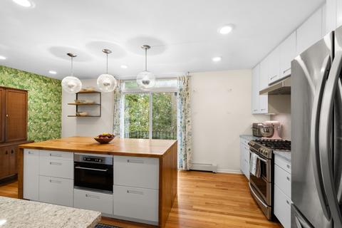 1467 E 55th Pl, Chicago, IL 60637 photo 6