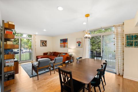 1467 E 55th Pl, Chicago, IL 60637 photo 15