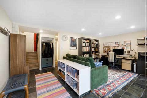 1467 E 55th Pl, Chicago, IL 60637 photo 24