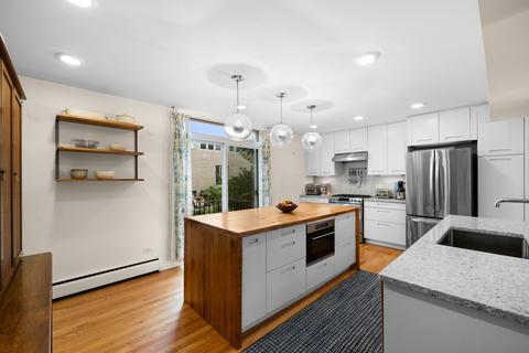 1467 E 55th Pl, Chicago, IL 60637 photo 7