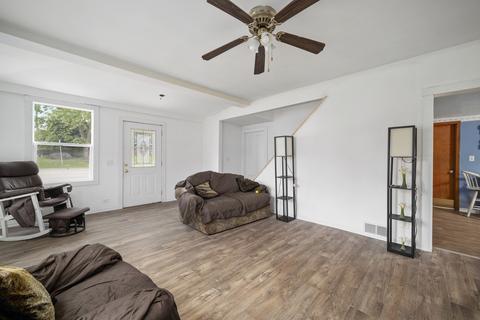 2001 S State St, Lockport, IL 60441 photo 4