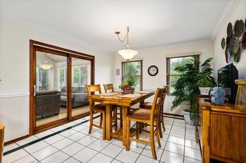 1725 Hickory Ln, Wheaton, IL 60187 photo 15
