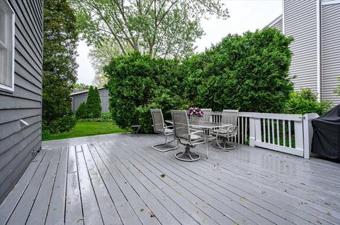 1725 Hickory Ln, Wheaton, IL 60187 photo 38