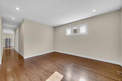 7545 S Champlain Ave, Chicago, IL 60619 photo 11