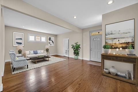 7545 S Champlain Ave, Chicago, IL 60619 photo 3