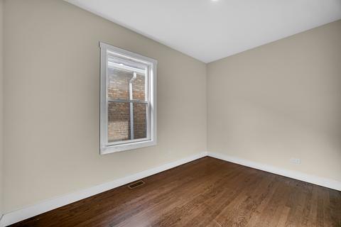 7545 S Champlain Ave, Chicago, IL 60619 photo 13