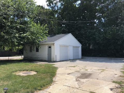 617 E Locust St, Bloomington, IL 61701 photo 11