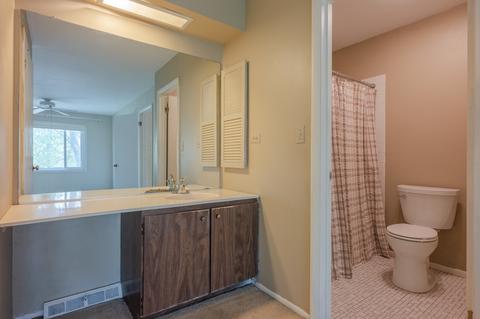 2109 Willow Run, Wheaton, IL 60189 photo 23