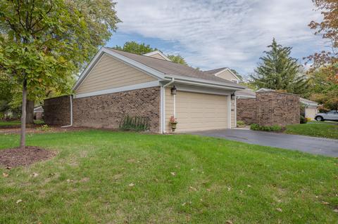 2109 Willow Run, Wheaton, IL 60189 photo 2