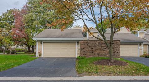 2109 Willow Run, Wheaton, IL 60189 photo 1