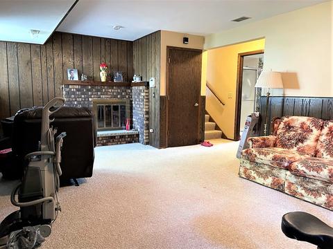 636 Longview Dr, Antioch, IL 60002 photo 24