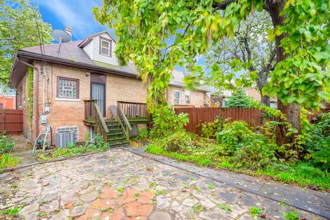 2714 E 77th St, Chicago, IL 60649 photo 23